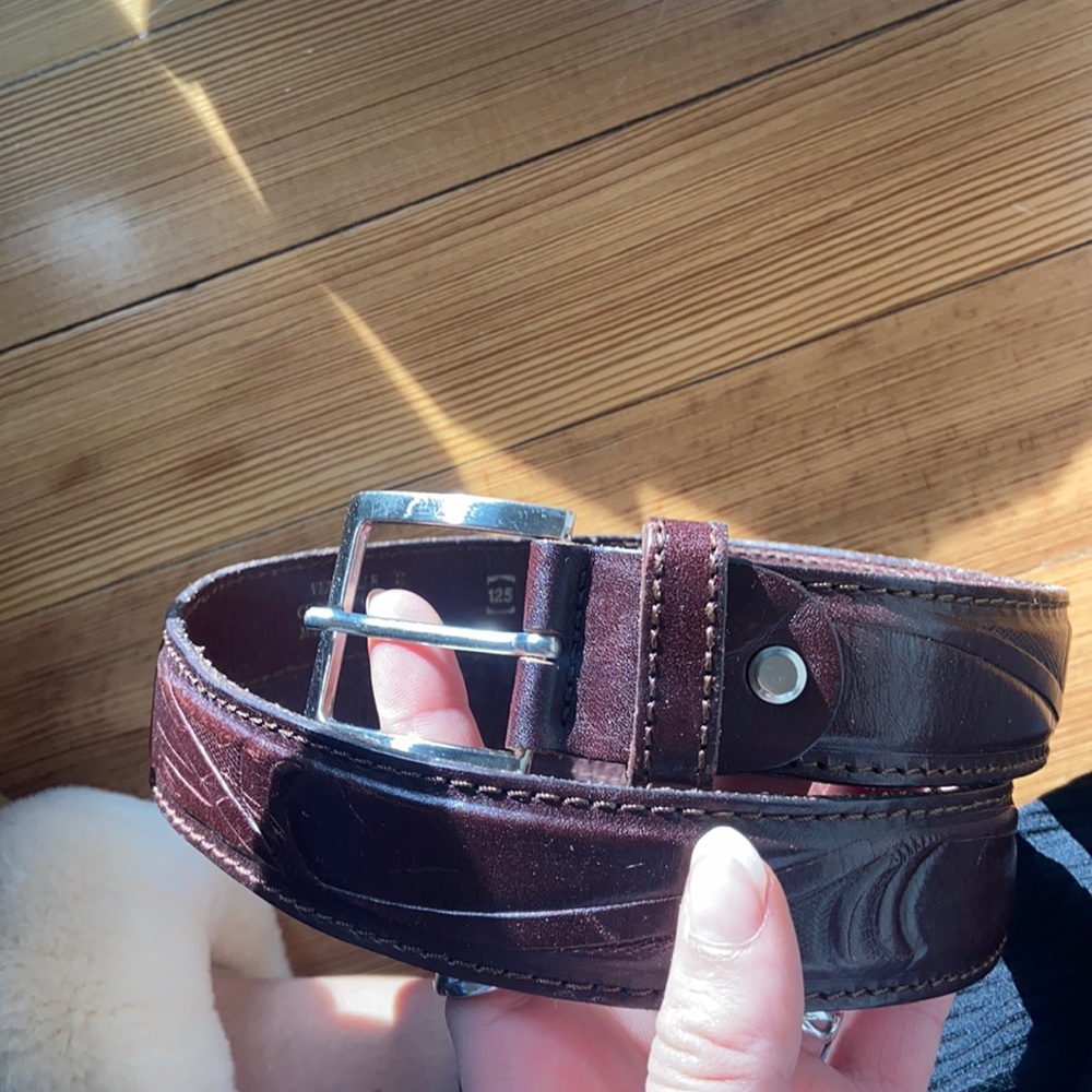Leather belt